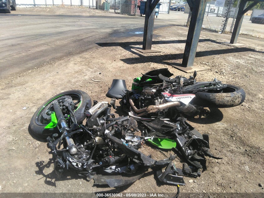 VIN ML5EXEN18NDA66258 2022 KAWASAKI EX650 N