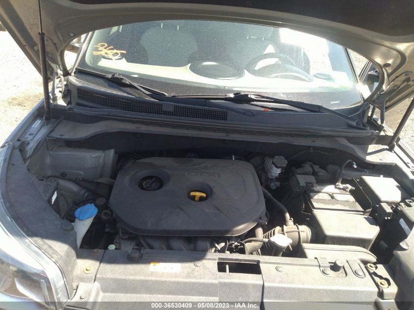 2015 KIA SOUL + - KNDJP3A54F7127104