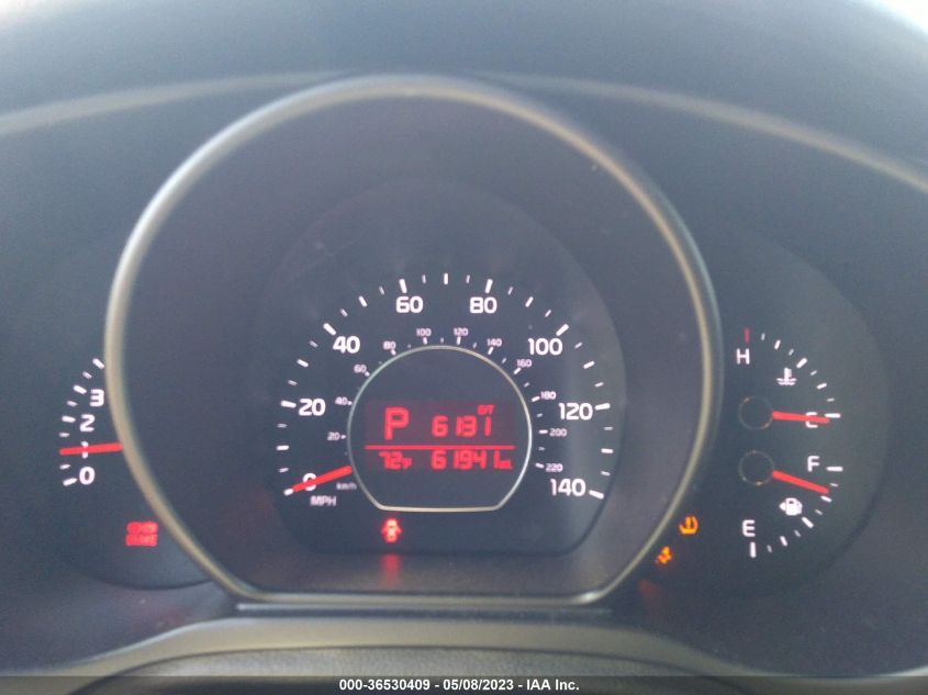 2015 KIA SOUL + - KNDJP3A54F7127104