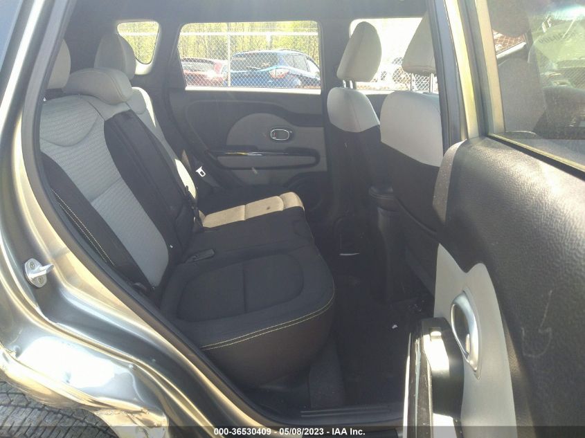 2015 KIA SOUL + - KNDJP3A54F7127104