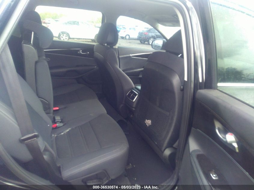 2016 KIA SORENTO L - 5XYPG4A39GG166970