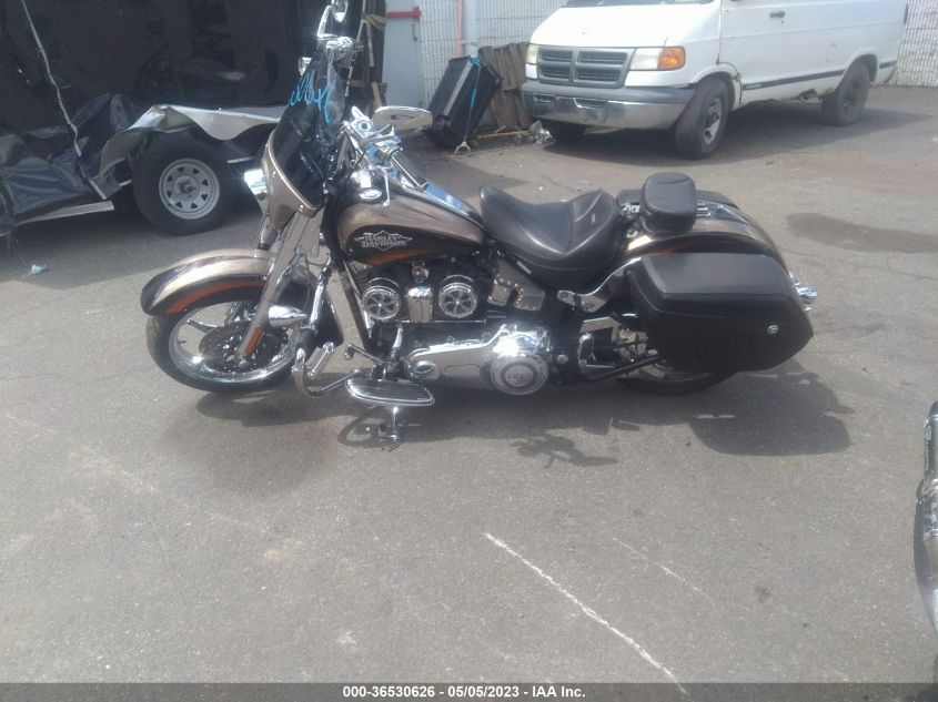 2011 HARLEY-DAVIDSON FLSTSE2 - 1HD1PY910BB956840