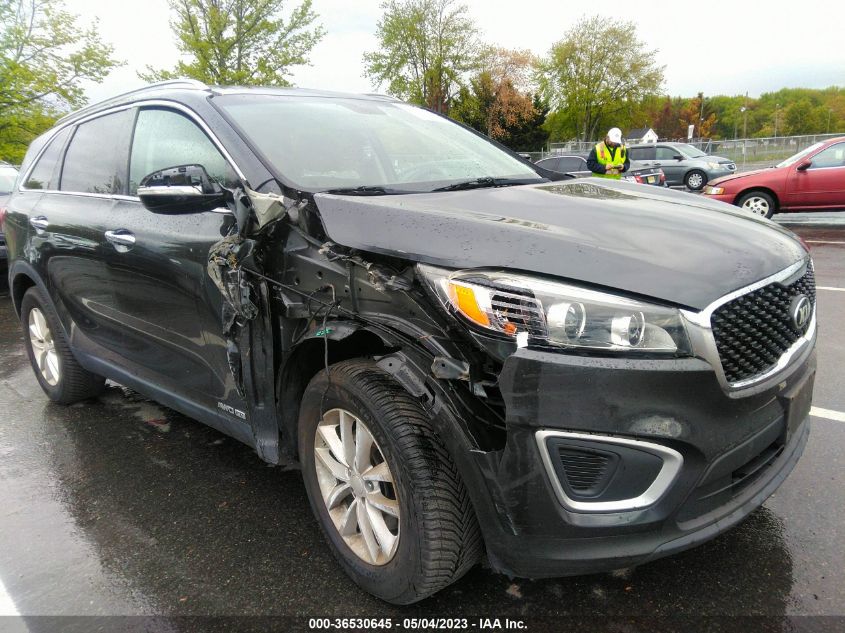 2017 KIA SORENTO LX V6 - 5XYPGDA53HG316817