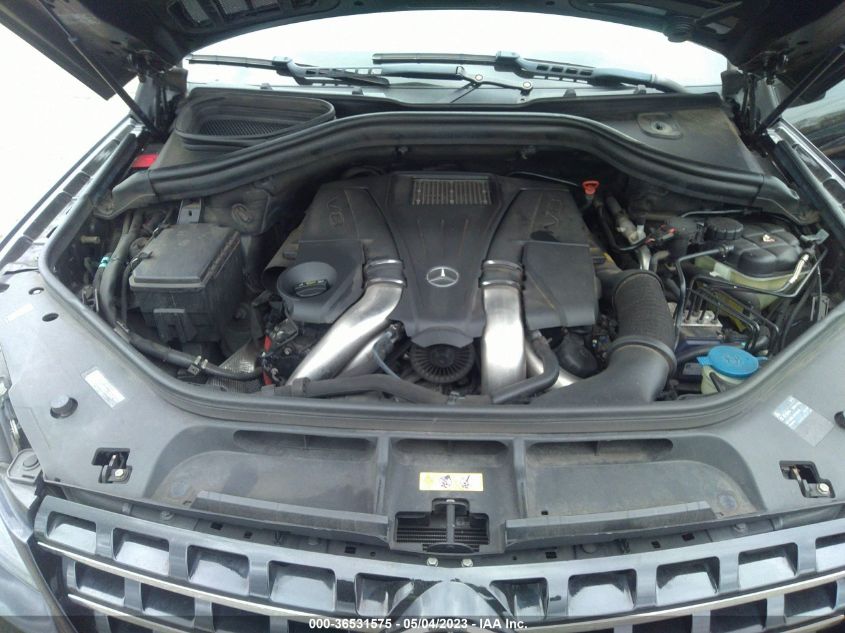 2013 MERCEDES-BENZ M-CLASS ML 550 - 4JGDA7DB0DA197136