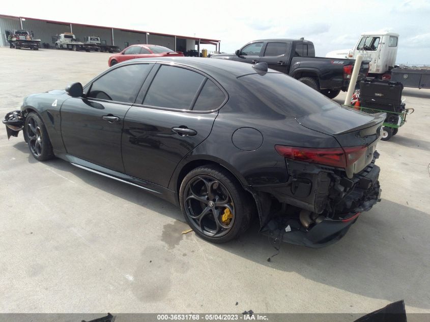 2018 ALFA ROMEO GIULIA QUADRIFOGLIO - ZARFAEAV4J7581824