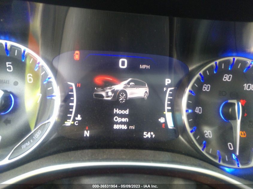 2017 CHRYSLER PACIFICA LIMITED - 2C4RC1GGXHR588613