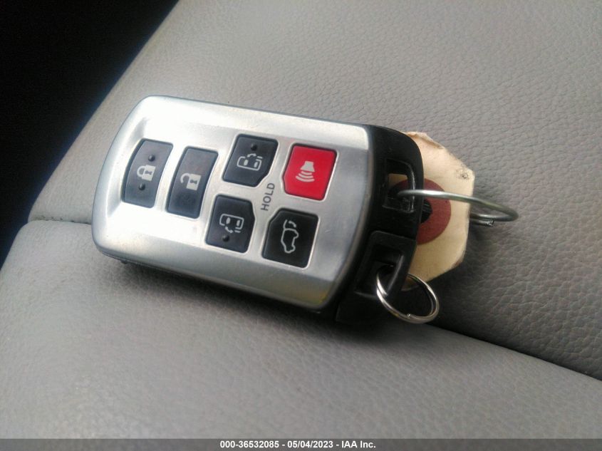 2018 TOYOTA SIENNA XLE AUTO ACCESS - 5TDYZ3DC8JS958218