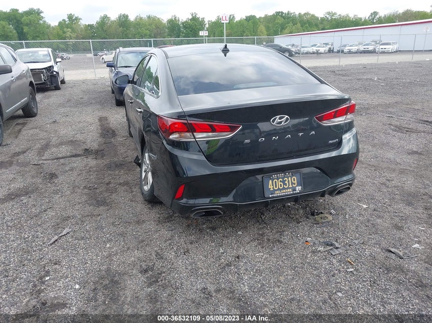VIN 5NPE34AFXJH681912 2018 HYUNDAI SONATA SPORT