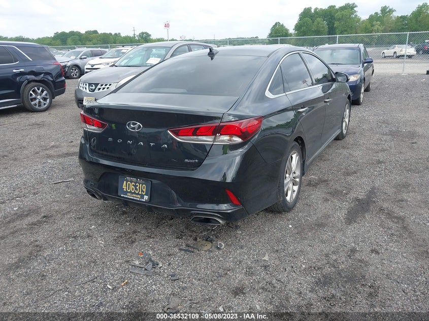 VIN 5NPE34AFXJH681912 2018 HYUNDAI SONATA SPORT