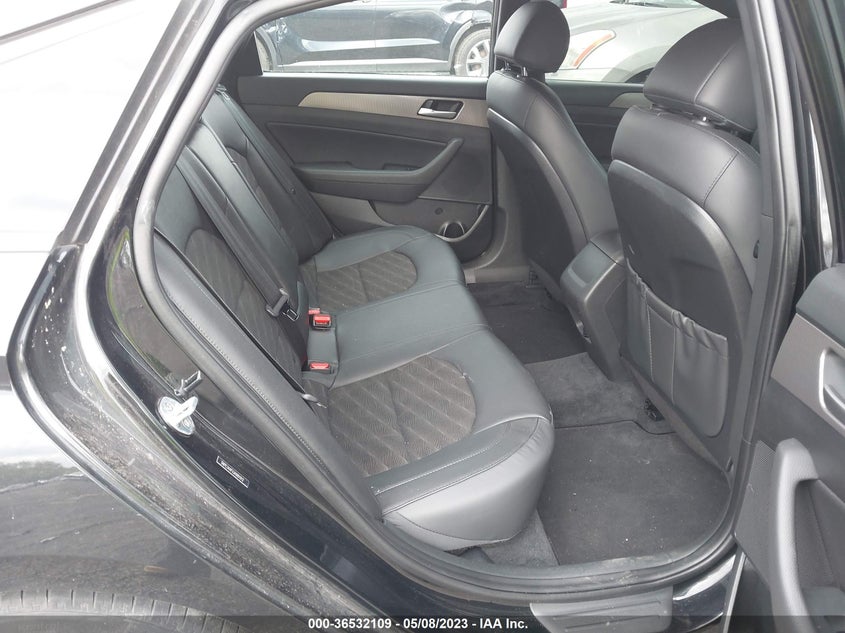 VIN 5NPE34AFXJH681912 2018 HYUNDAI SONATA SPORT