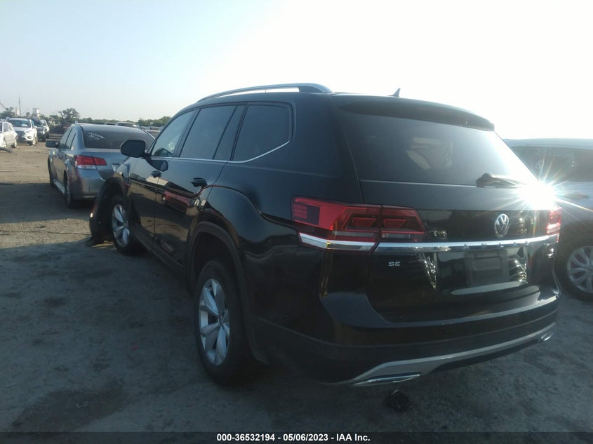 VIN 1V2KR2CA2JC560924 2018 VOLKSWAGEN ATLAS 3.6L V6 SE