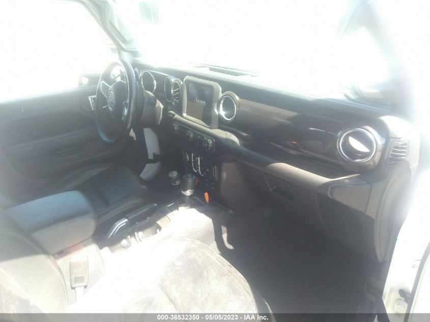 2019 JEEP WRANGLER UNLIMITED SAHARA ALTITUDE - 1C4HJXEG4KW674554