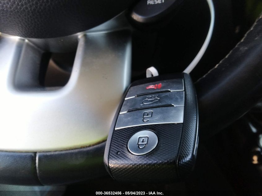 2018 KIA SOUL + - KNDJP3A55J7590250