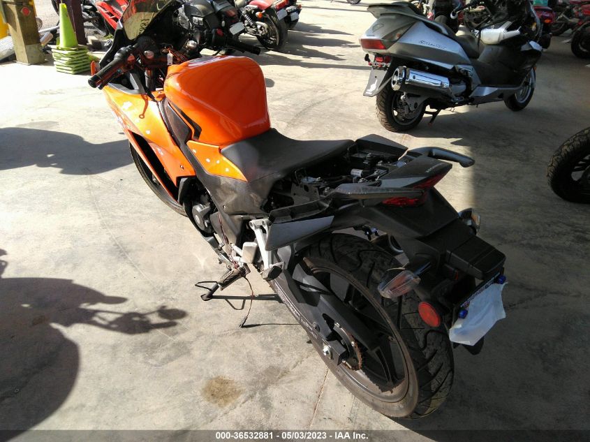 2016 HONDA CBR300 R MLHNC5118G5200040