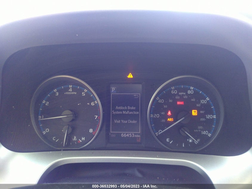 VIN JTMZFREV4JJ730651 2018 TOYOTA RAV4 LE