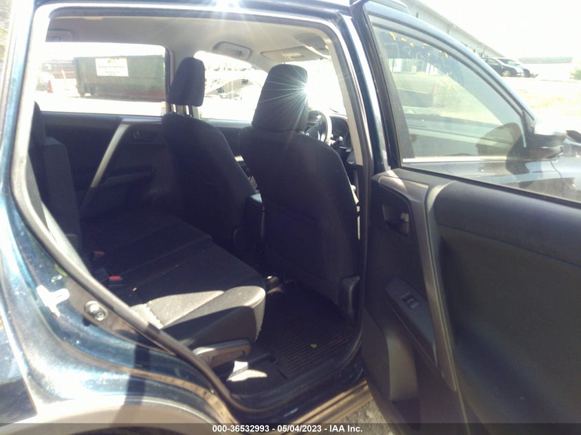 VIN JTMZFREV4JJ730651 2018 TOYOTA RAV4 LE