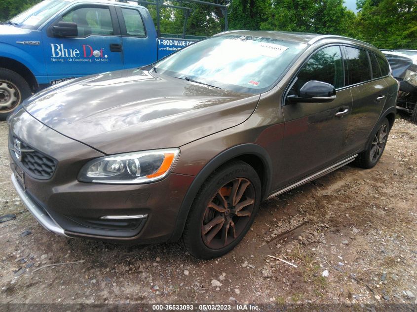 2015 VOLVO V60 CROSS COUNTRY T5 PLATINUM YV4612HM0F1001899