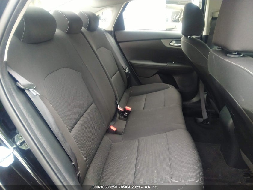 VIN 3KPF24AD9ME411813 2021 KIA FORTE LXS