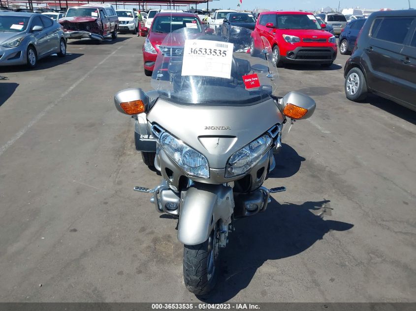 2002 HONDA GL1800 1HFSC47032A104191
