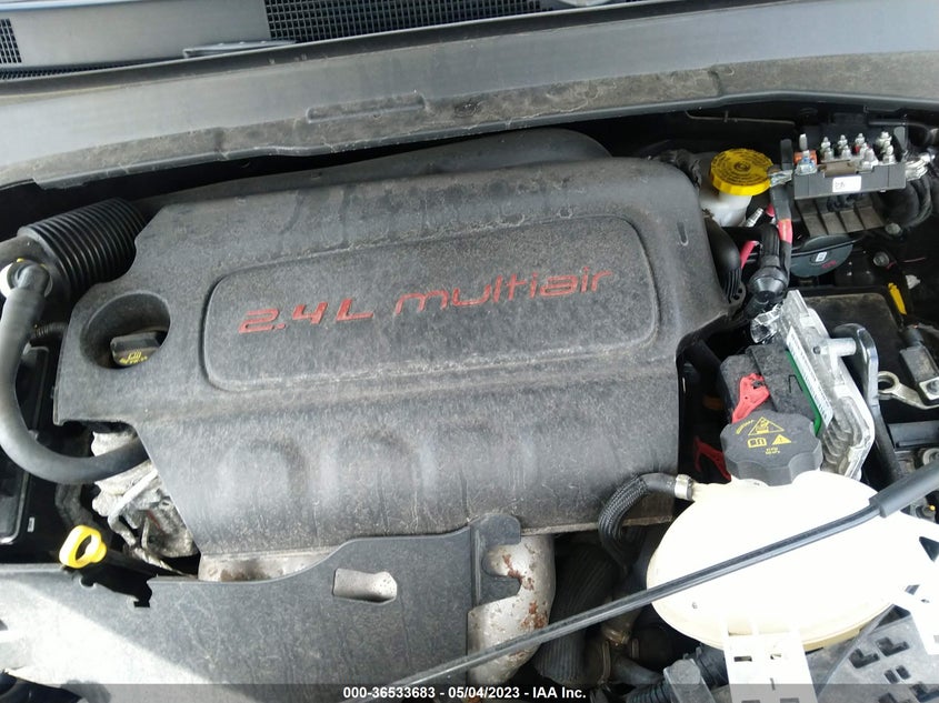 VIN 3C4NJDBB8JT179210 2018 JEEP COMPASS LATITUDE