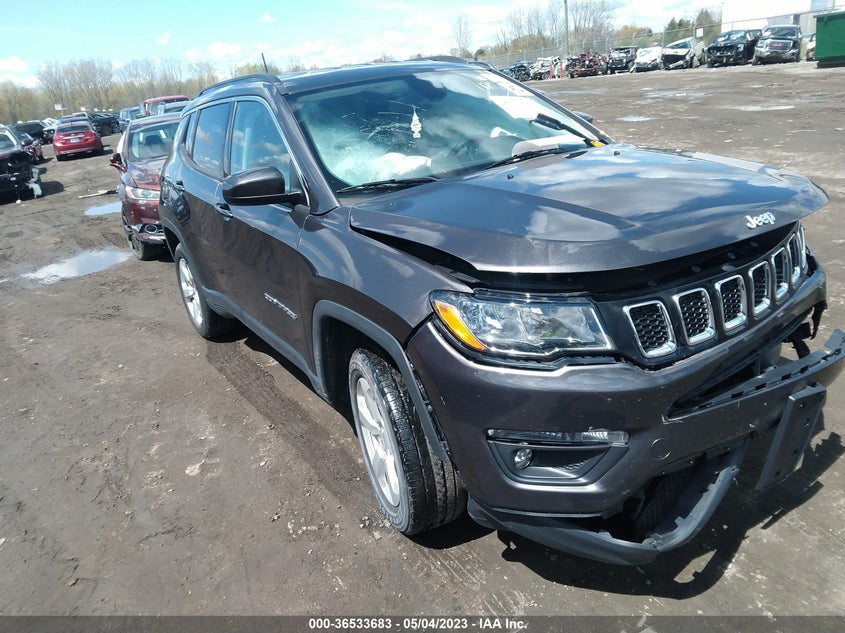 VIN 3C4NJDBB8JT179210 2018 JEEP COMPASS LATITUDE