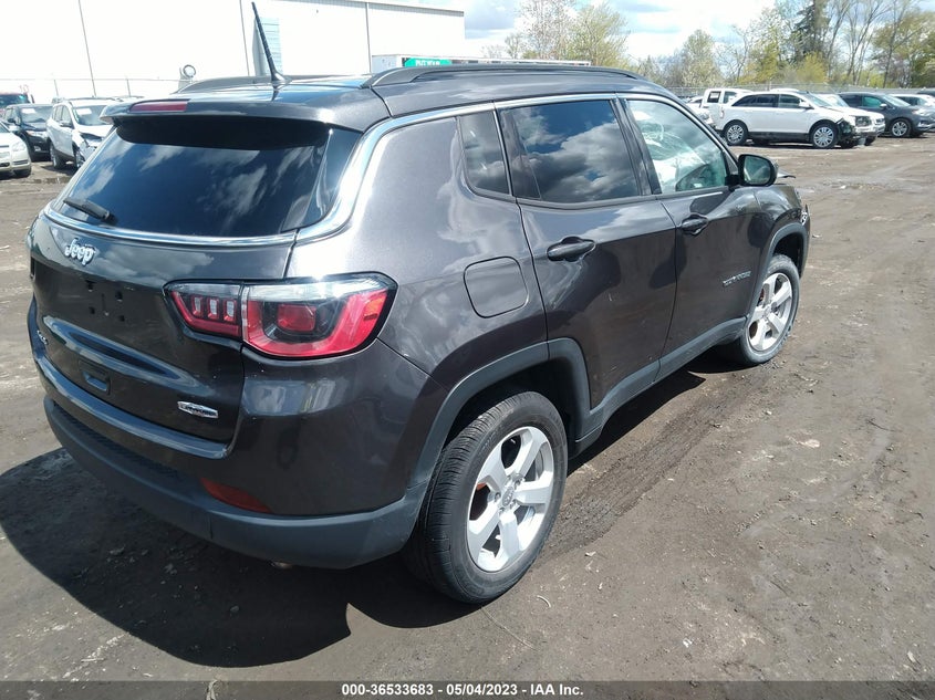 VIN 3C4NJDBB8JT179210 2018 JEEP COMPASS LATITUDE