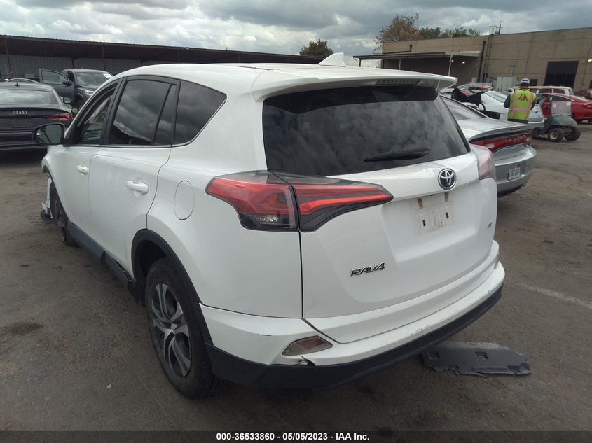 VIN 2T3ZFREV1JW460649 2018 TOYOTA RAV4 LE