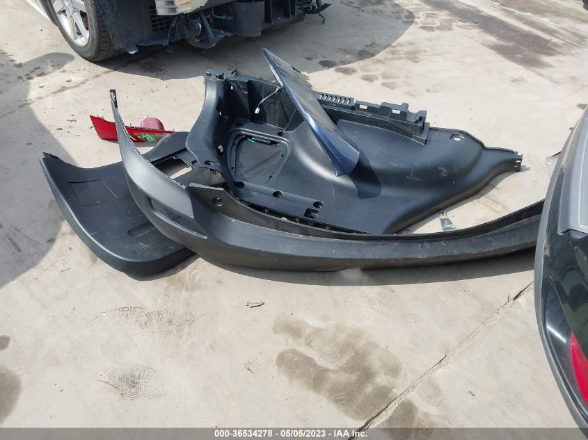 2014 TOYOTA RAV4 LE - JTMZFREV0ED034339