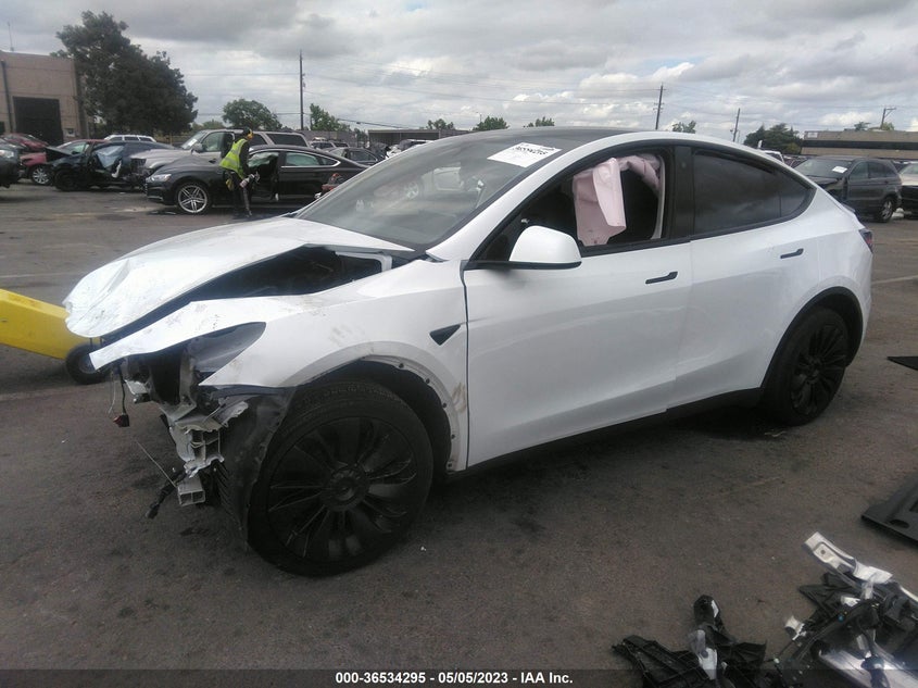 VIN 7SAYGDEE1PF609834 2023 TESLA MODEL Y LONG RANGE