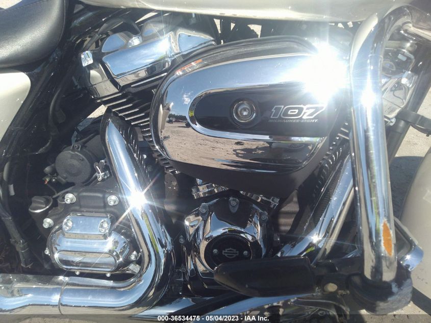 2022 HARLEY-DAVIDSON FLHX - 1HD1KBC16NB619131