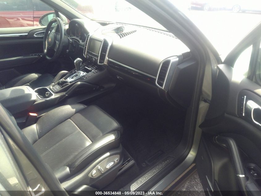 2014 PORSCHE CAYENNE WP1AA2A2XELA09242
