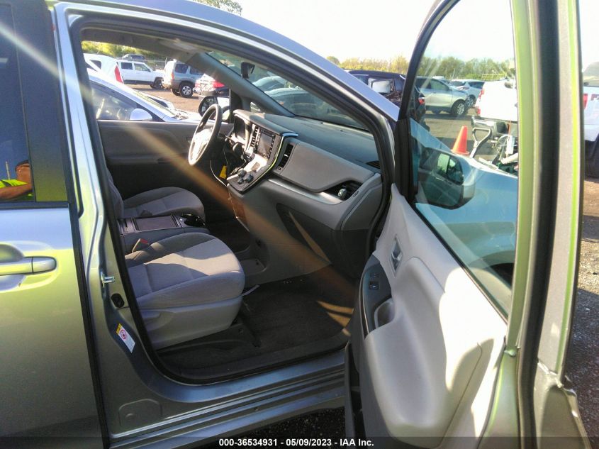 2018 TOYOTA SIENNA LE - 5TDKZ3DC5JS901030