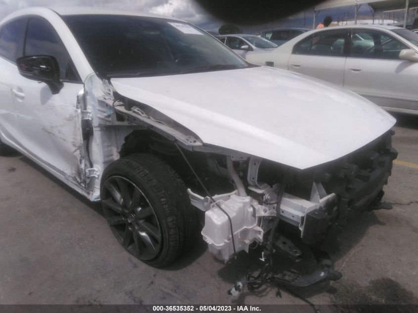 2018 MAZDA MAZDA3 4-DOOR TOURING 3MZBN1V32JM202126