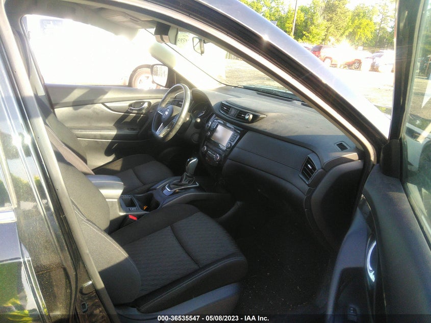 VIN KNMAT2MT7HP514670 2017 NISSAN ROGUE SV