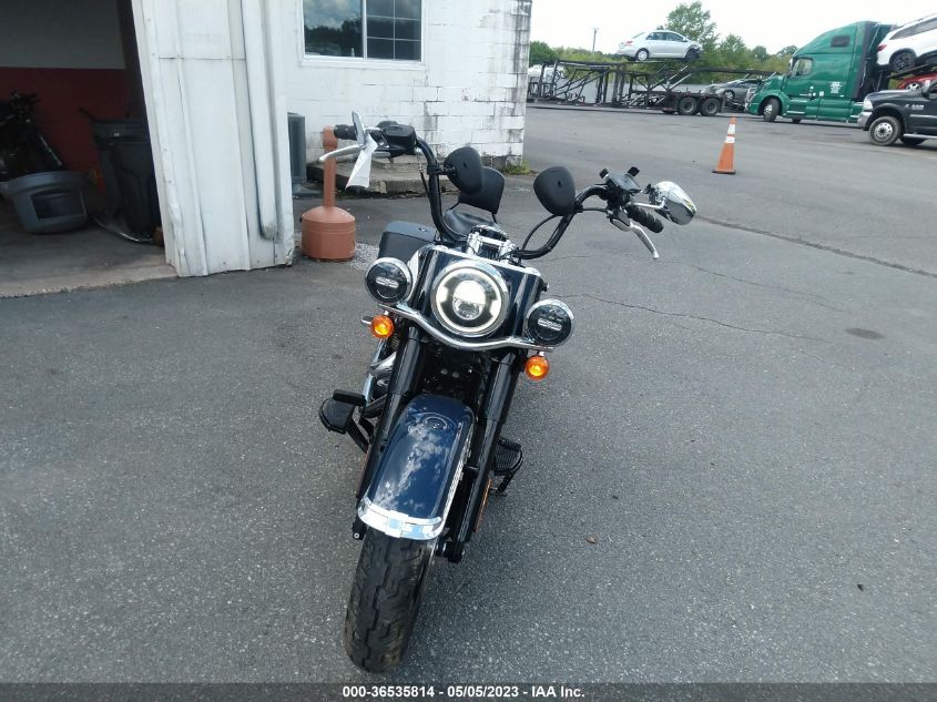 2019 HARLEY-DAVIDSON FLHCS - 1HD1YBK28KB024060