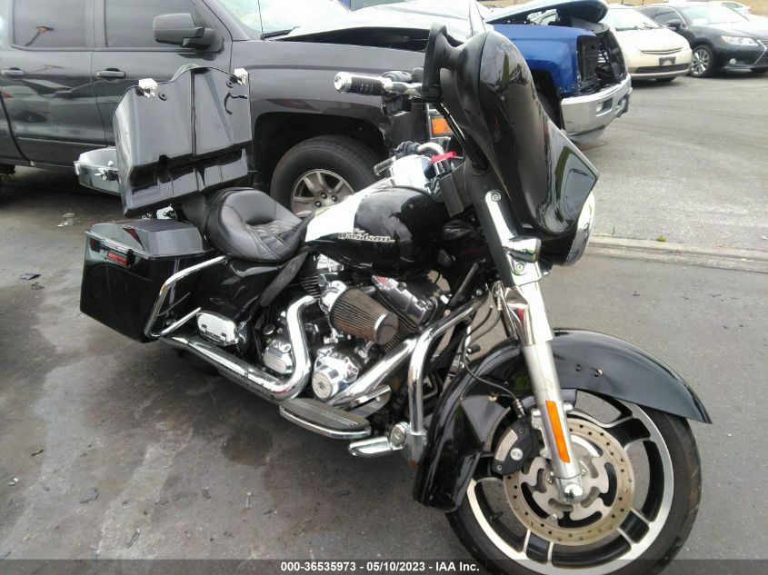 2012 HARLEY-DAVIDSON FLHX STREET GLIDE - 1HD1KBM13CB694042