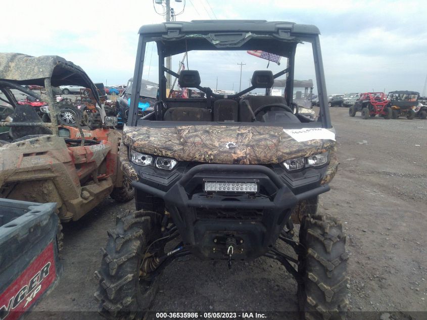 2021 CAN-AM DEFENDER XT HD8 3JBUKAN45MK000753