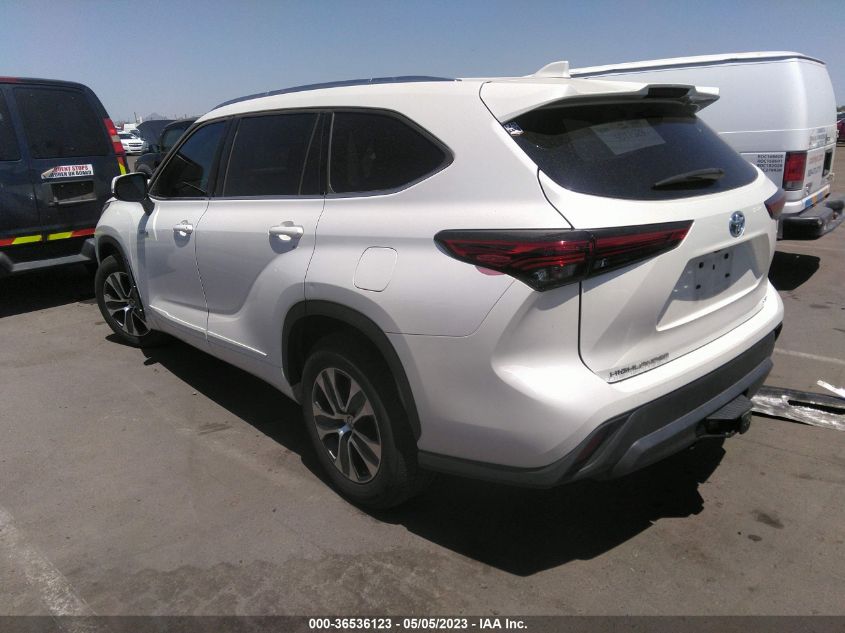 2020 TOYOTA HIGHLANDER HYBRID XLE - 5TDHARAH5LS500875