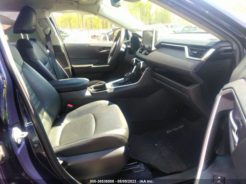 2020 TOYOTA RAV4 XLE PREMIUM - JTMA1RFV2LD056883