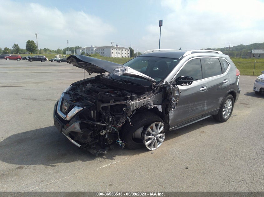VIN KNMAT2MV7HP572523 2017 NISSAN ROGUE SV