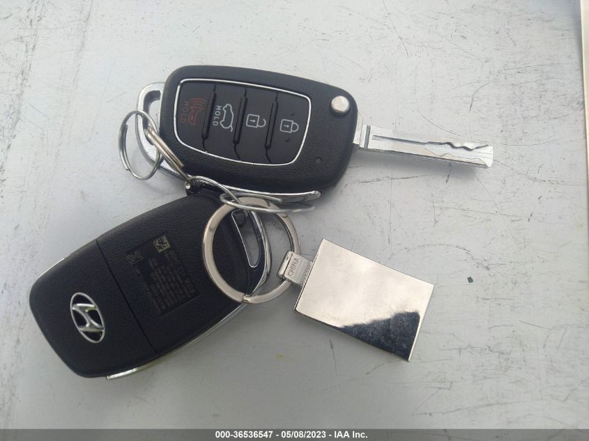 2018 HYUNDAI TUCSON SE - KM8J23A43JU735952