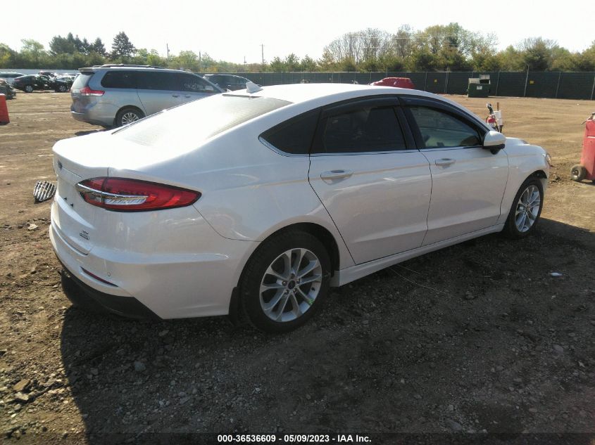 3FA6P0LU4LR142737 2020 FORD FUSION, photo no. 4