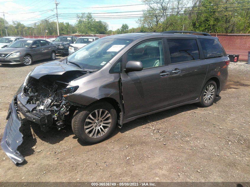 VIN 5TDYZ3DC2LS051807 2020 TOYOTA SIENNA XLE AUTO ACCESS