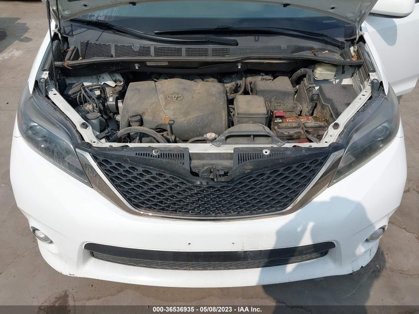 VIN 5TDXZ3DC3HS884650 2017 TOYOTA SIENNA SE