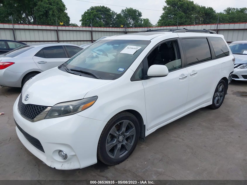 VIN 5TDXZ3DC3HS884650 2017 TOYOTA SIENNA SE