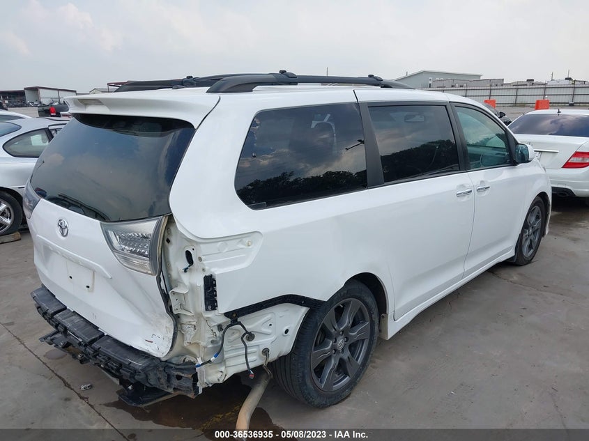 VIN 5TDXZ3DC3HS884650 2017 TOYOTA SIENNA SE