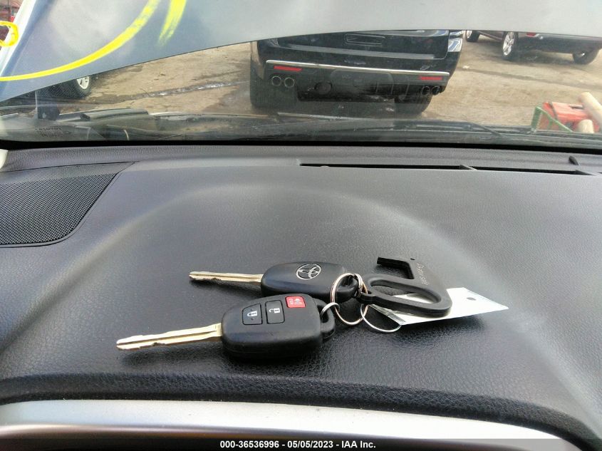 2017 TOYOTA RAV4 LE - JTMZFREV0HJ708544
