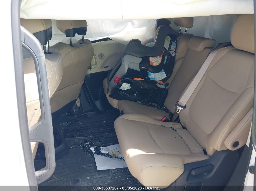 2021 TOYOTA SIENNA XLE - 5TDYRKEC6MS054686