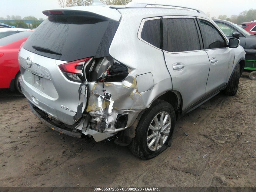 VIN KNMAT2MVXJP559397 2018 NISSAN ROGUE SV