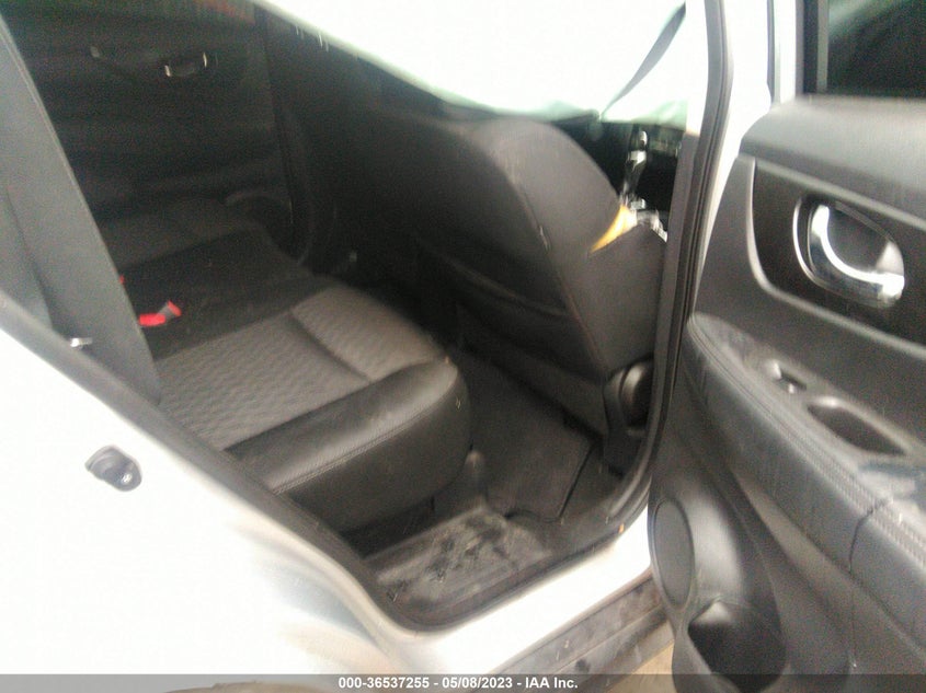 VIN KNMAT2MVXJP559397 2018 NISSAN ROGUE SV
